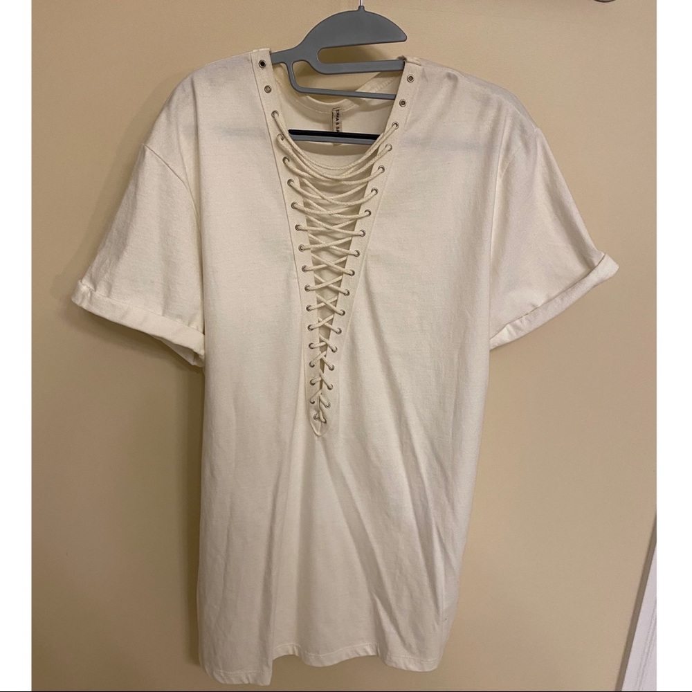 White lace up T shirt!